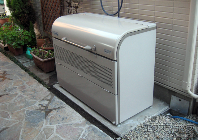 東京都小金井市ののゴミステーション ダストピット Uタイプ 500L（DPUB-500） 施工例