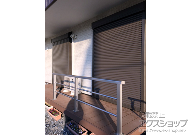 栃木県宇都宮市のLIXIL リクシル（トステム）の窓シャッター リフォームシャッター イタリヤ 手動式 施工例