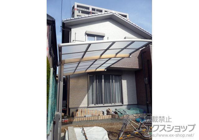 大阪府大阪市のLIXIL リクシル（トステム）のカーポート カーブポートシグマIII 積雪〜20cm対応 施工例