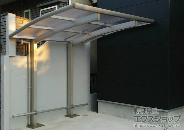 東京都世田谷区ののサイクルポート・駐輪場 レイナポートグランミニ 積雪〜20cm対応＋車止めバー（1本入り） 施工例