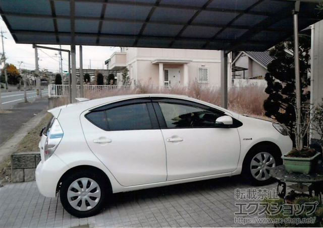 岡山県赤磐市のLIXIL リクシル（トステム）のカーポート カーブポートシグマIII 耐風圧強度仕様 積雪〜20cm対応 施工例