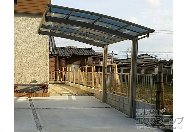 福岡県行橋市ののカーポート プレシオスポート 積雪〜20cm対応＋着脱式補助柱 2本入×1 施工例