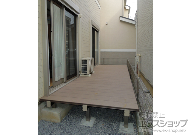 東京都八王子市のLIXIL リクシル（トステム）のウッドデッキ レストステージ 床板キャップ仕様 施工例