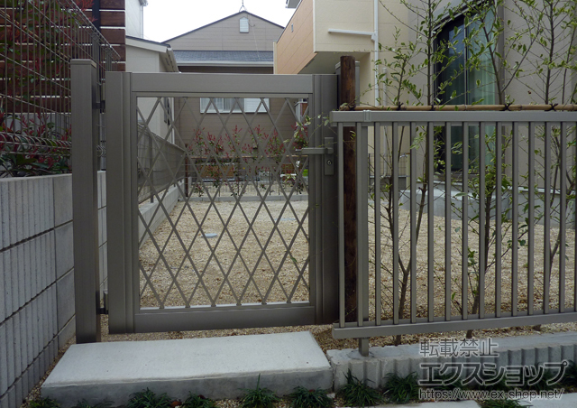 愛知県名古屋市のの門扉 プリレオ R8型 片開き　柱使用 施工例