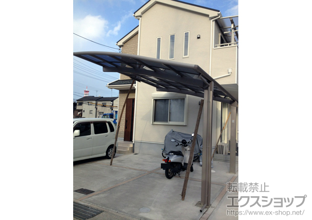 京都府京都市のLIXIL リクシル（トステム）のカーポート カーブポートシグマIII 積雪〜20cm対応 施工例