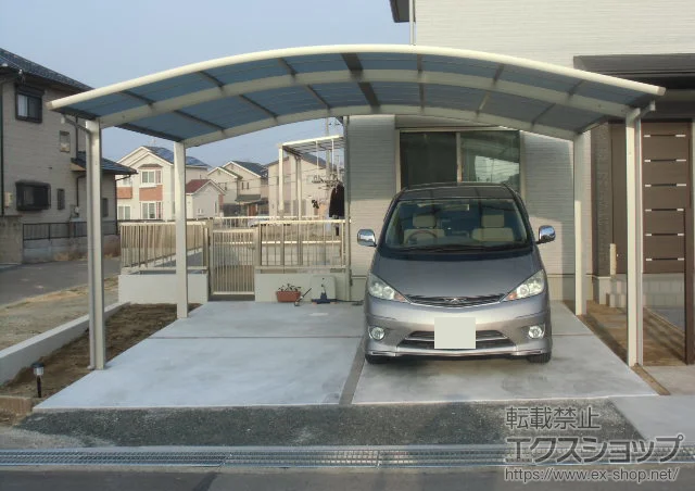 ���Ɍ����Ύs��YKKAP�̃J�[�|�[�g ���C�i�c�C���|�[�g�O�����@�ϐ�`20cm�Ή� �{�H��