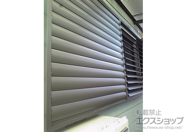 千葉県八街市のLIXIL リクシル（トステム）の面格子・窓格子 目隠し可動ルーバー 施工例