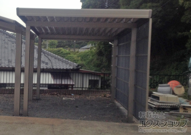 長崎県諫早市のLIXIL リクシル（トステム）のカーポート テリオスポートIII 900 4本柱 積雪〜30cm対応 施工例