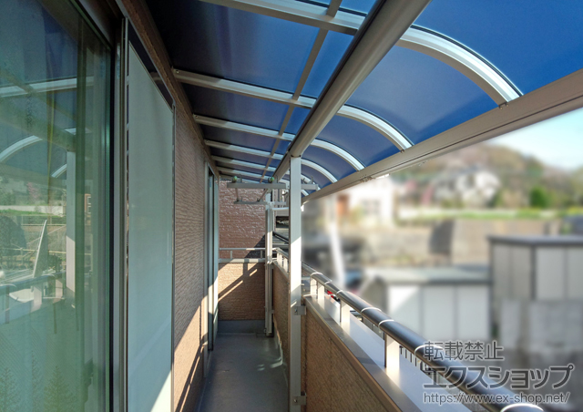東京都町田市ののバルコニー・ベランダ屋根 プレシオステラス R型 屋根タイプ 連棟 積雪〜20cm対応 施工例