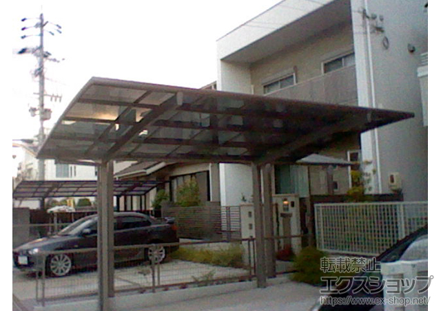 愛知県名古屋市のLIXIL リクシル（トステム）のカーポート カーブポートシグマIII 積雪〜20cm対応 施工例