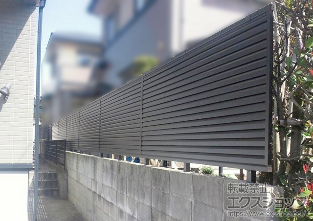 福岡県糟屋郡久山町ののフェンス・柵 レスティナフェンス5型 自由柱施工 施工例