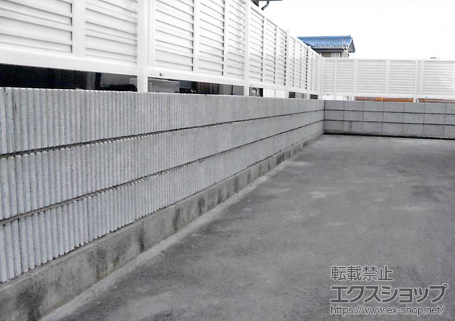 長野県上伊那郡箕輪町ののフェンス・柵 エクスラインフェンス7型 自由柱施工 施工例