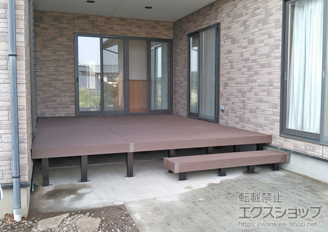 山梨県北杜市ののウッドデッキ リウッドデッキ200 施工例