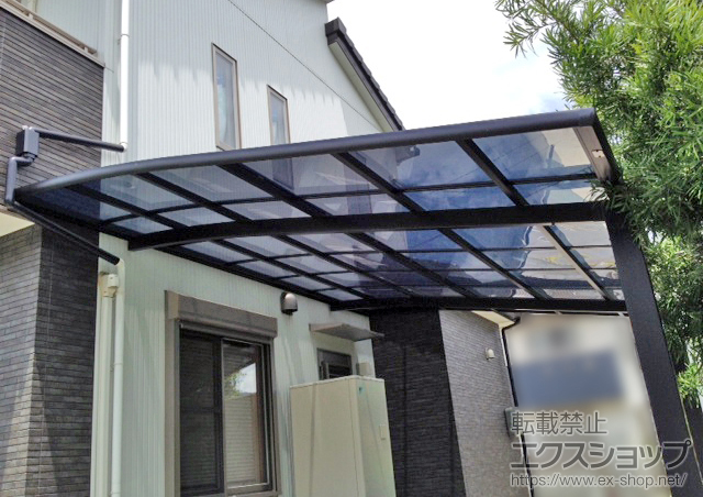 徳島県三好郡東みよし町のLIXIL リクシル（トステム）のカーポート ルーフポートシグマIII 積雪〜20cm対応 施工例