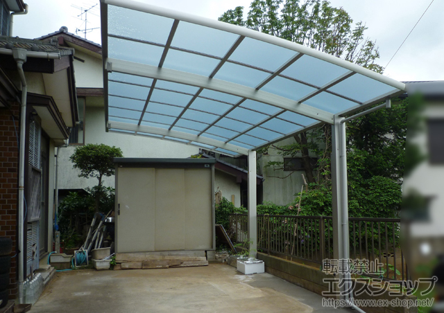 千葉県船橋市ののカーポート レイナポートグラン　積雪〜20cm対応＋着脱式サポート 2本入り 施工例