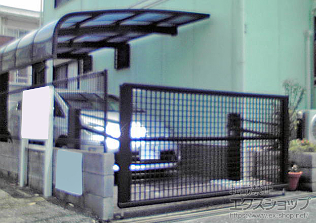 東京都東久留米市ののカーゲート エクスラインアップゲート 3型 手動式【幅特注】 施工例