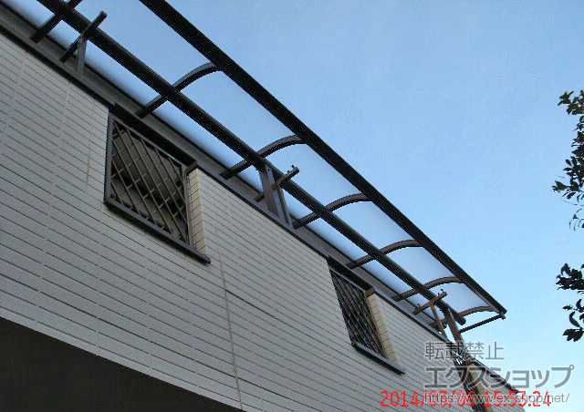 神奈川県相模原市ののテラス屋根 ヴェクターテラス R型 屋根タイプ 連棟 積雪〜20cm対応 施工例