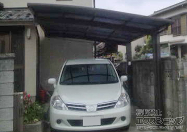 千葉県千葉市のLIXIL リクシル（トステム）のカーポート カーブポートシグマIII 積雪〜20cm対応 施工例