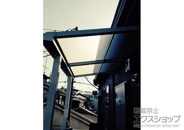 東京都八王子市のLIXIL リクシル（トステム）のバルコニー・ベランダ屋根 ライザーテラスII F型 屋根タイプ 単体 積雪〜20cm対応 施工例