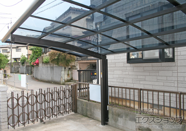 埼玉県さいたま市ののカーポート プレシオスポート 積雪〜20cm対応+プレシオスポート用 着脱式補助柱　2本入 施工例