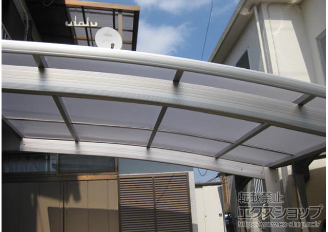 埼玉県狭山市ののカーポート プレシオスポート 積雪〜20cm対応 施工例