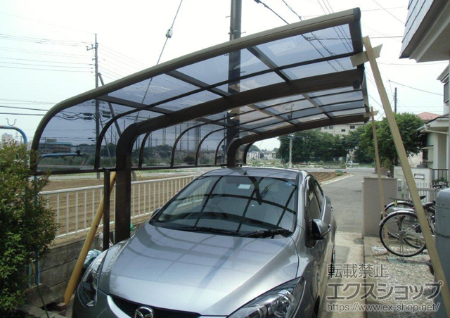 埼玉県川越市のLIXIL リクシル（トステム）のカーポート テールポートシグマIII 積雪〜20cm対応+テールポートシグマIII 着脱式サポート 1本入 施工例