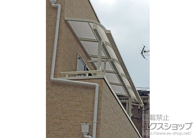 埼玉県さいたま市のLIXIL リクシル（トステム）のバルコニー・ベランダ屋根 ライザーテラスII R型 屋根タイプ 単体 積雪〜20cm対応 施工例