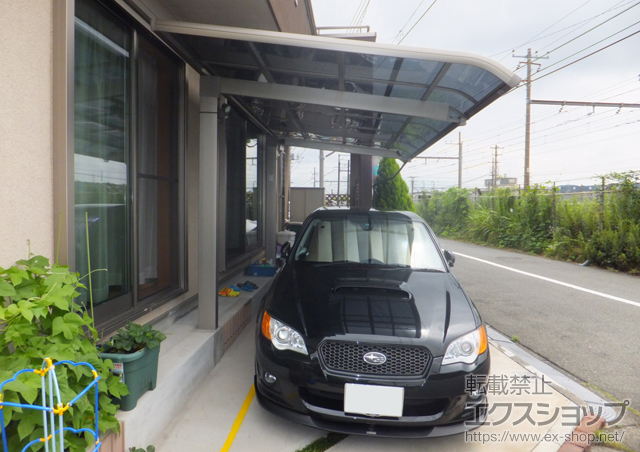 東京都日野市のLIXIL リクシル（トステム）のカーポート レガーナポートシグマIII 積雪〜20cm対応+レガーナポートシグマIII用 着脱式サポート 2セット 施工例