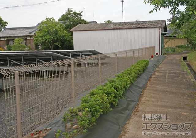 滋賀県甲賀市ののフェンス・柵 メッシュフェンスG10-R　フリー支柱タイプ 施工例