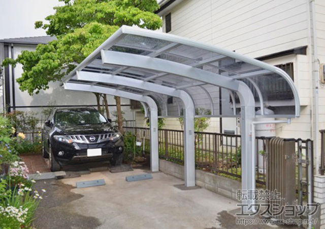 神奈川県横浜市のLIXIL リクシル（トステム）のカーポート テールポートシグマIII 1500 積雪〜50cm対応 施工例