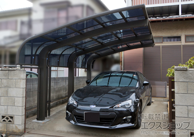 埼玉県さいたま市のLIXIL リクシル（トステム）のカーポート テールポートシグマIII 1500 積雪〜50cm対応+着脱式サポート 標準 1本入 施工例