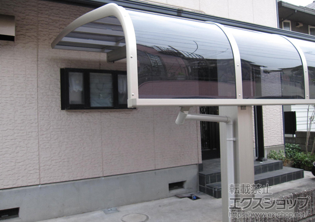 東京都八王子市ののカーポート レイナキャップポートグラン50　積雪〜50cm対応+着脱式サポート(3本入り) 施工例