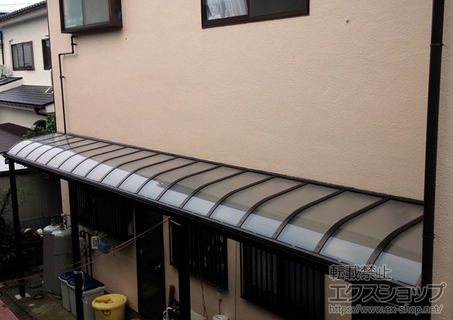 埼玉県川越市ののテラス屋根 ヴェクターテラス R型 1500 テラスタイプ 連棟 積雪〜50cm対応 施工例