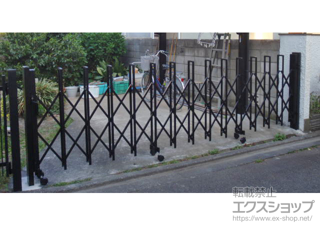 東京都小金井市ののカーゲート トリップゲート PB型 ノンレール 片開き 施工例