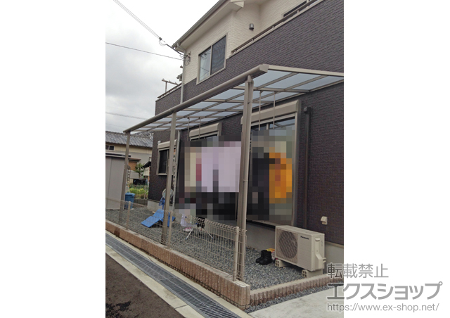 大阪府茨木市のLIXIL リクシル（トステム）のテラス屋根 ライザーテラスII F型 テラスタイプ 連棟 積雪〜20cm対応＋吊り下げ物干し 標準2本入り＋壁付け物干し 標準タイプ2本入り 施工例