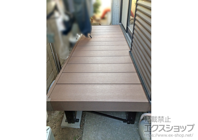 埼玉県草加市ののウッドデッキ リウッドデッキ200 施工例