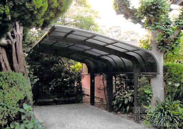 神奈川県鎌倉市のLIXIL リクシル（トステム）のカーポート テールポートシグマIII 1500 積雪〜50cm対応 施工例