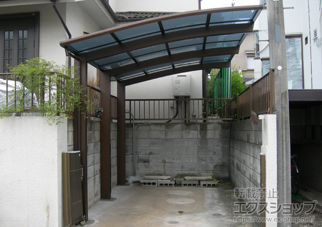 神奈川県相模原市のLIXIL リクシル(新日軽)のカーポート ファインポートII Z 積雪〜50cm対応 施工例