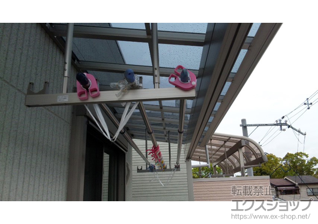 大阪府豊中市ののバルコニー・ベランダ屋根 ヴェクターテラス F型 1500 屋根タイプ 単体 積雪〜50cm対応＋屋根ふき材補強部品 施工例