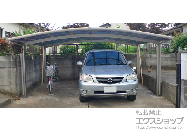 埼玉県上尾市のLIXIL リクシル（トステム）のカーポート カーブポートシグマIII ワイド 積雪〜20cm対応 施工例