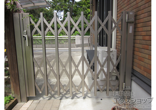 神奈川県茅ヶ崎市のの門扉 アーキシャット 単色 170S 施工例