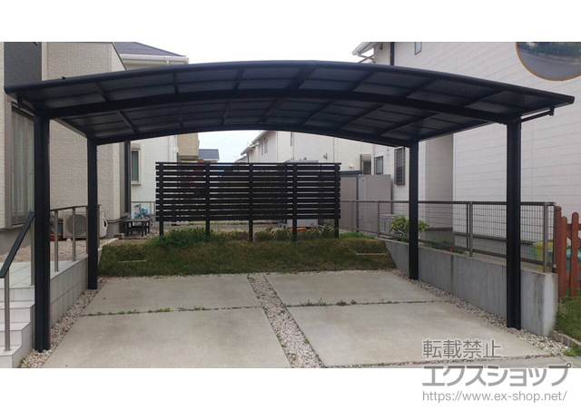 福岡県糟屋郡新宮町のLIXIL リクシル（トステム）のカーポート カーブポートシグマIII ワイド 積雪〜20cm対応 施工例