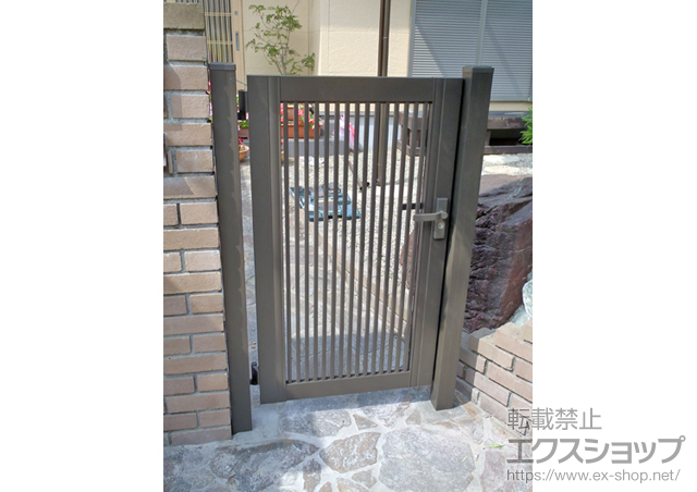 千葉県大網白里市のの門扉 プリレオ R2型 片開き　柱使用 施工例