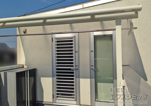千葉県流山市のLIXIL リクシル（トステム）のバルコニー・ベランダ屋根 パワーアルファ F型 屋根タイプ 単体 積雪〜30cm対応 施工例