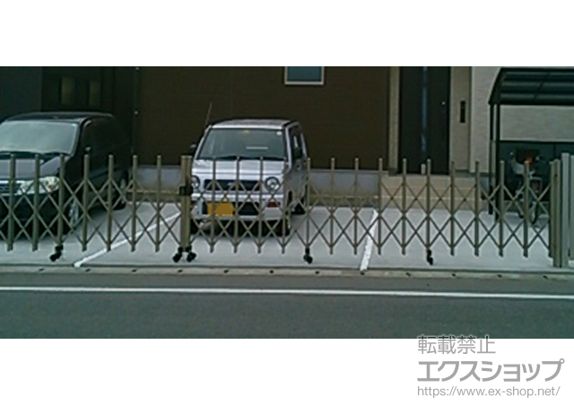新潟県新潟市ののカーゲート トリップゲート RB型 ノンレール 両開き 88W(44S+44M) 施工例
