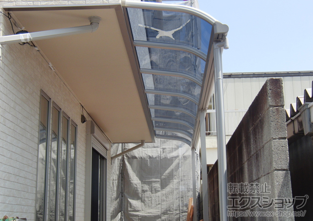 大阪府岸和田市ののテラス屋根 プレシオステラス R型 テラスタイプ 連棟 積雪〜20cm対応 施工例