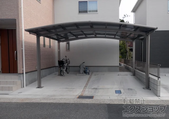 愛知県堺市のYKKAPのカーポート カーブポートシグマIII ワイド 積雪〜20cm対応 施工例