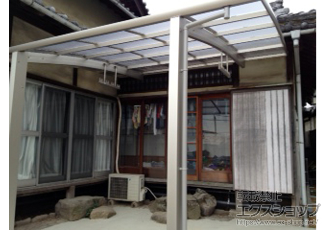 大阪府貝塚市ののカーポート レイナポートグラン　積雪〜20cm対応＋吊り下げ物干し 標準 2本入 施工例