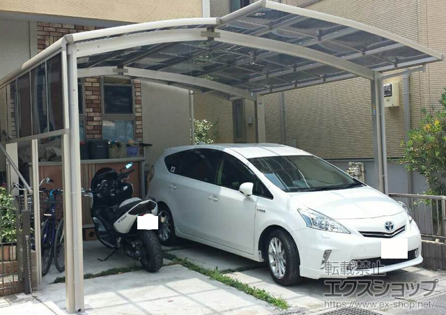 千葉県八千代市ののカーポート レイナポートグラン M合掌　積雪〜20cm対応＋サイドパネル 施工例