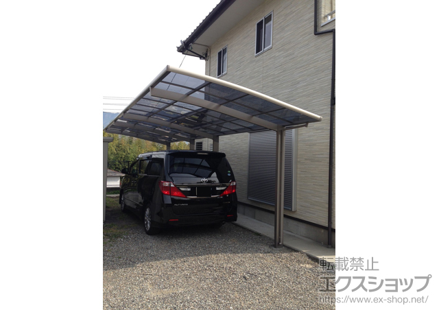 徳島県美馬郡つるぎ町のLIXIL リクシル（トステム）のカーポート カーブポートシグマIII 縦連棟 積雪〜20cm対応 施工例